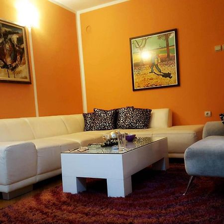 Shangri La Residence Nis Bagian luar foto